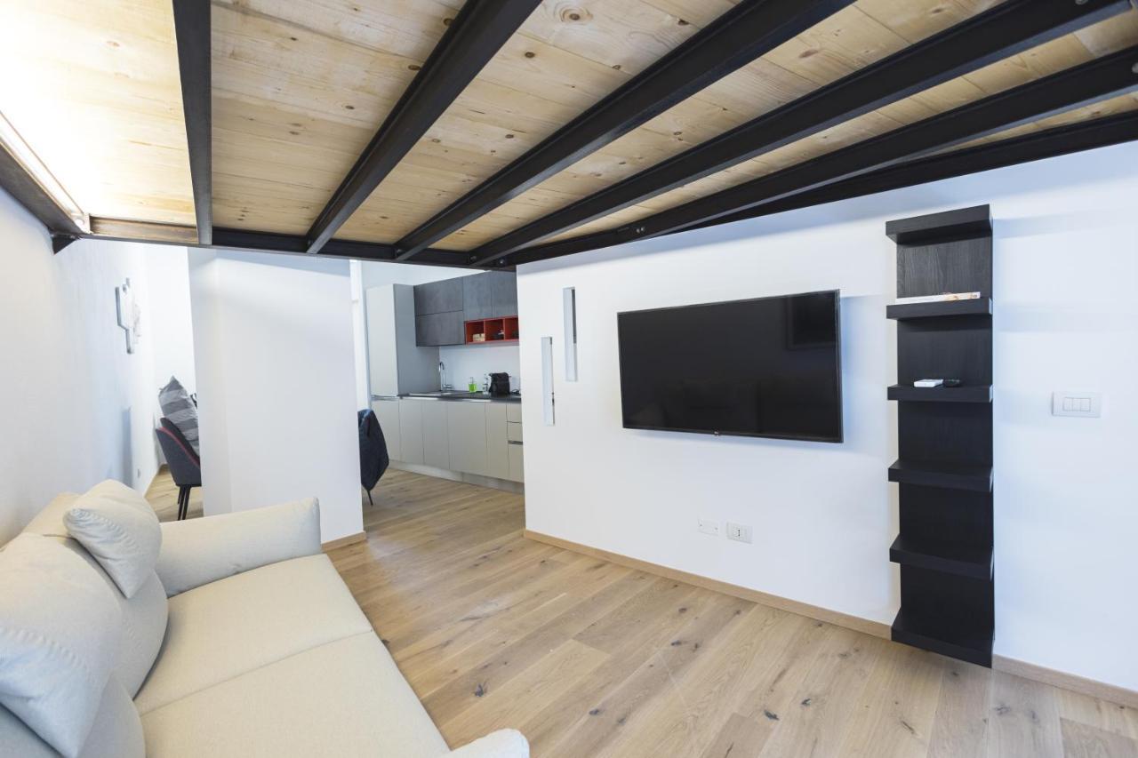 Loft La Sedia Rossa - Centro Storico Apartment Милано Екстериор снимка