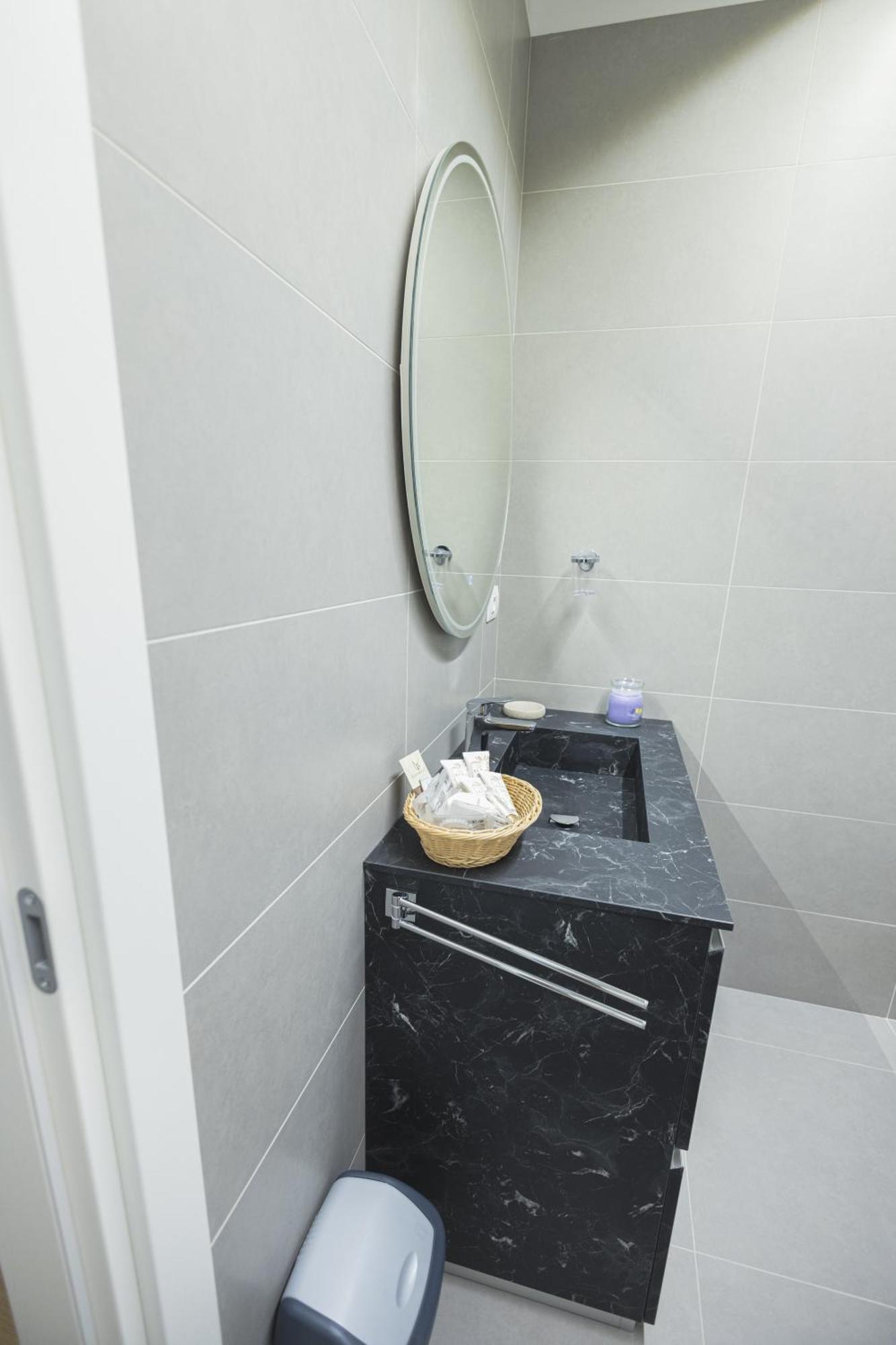 Loft La Sedia Rossa - Centro Storico Apartment Милано Екстериор снимка